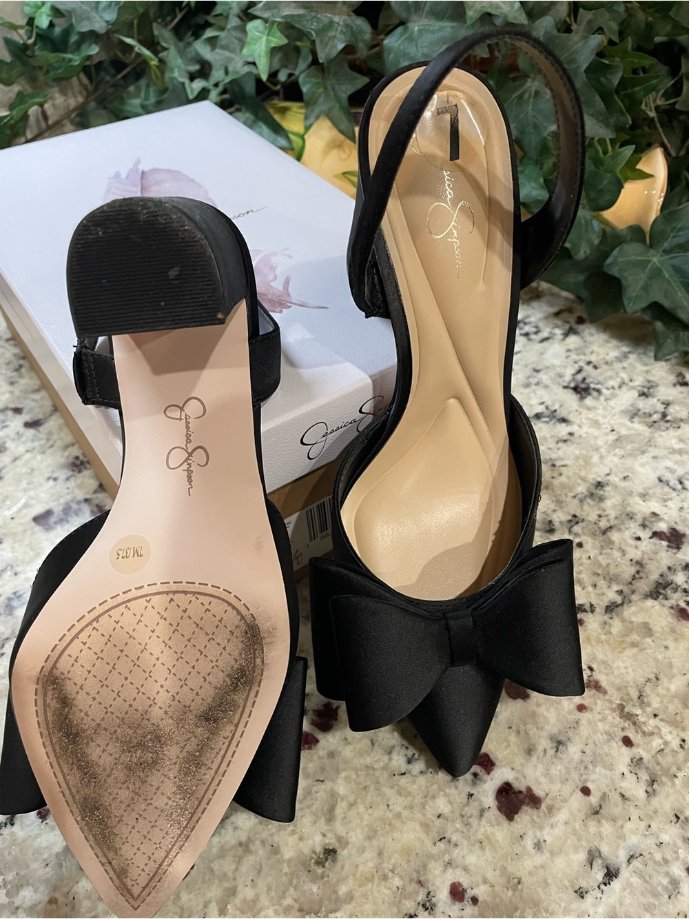 Jessica Simpson Naomia black satin pointed-toe slingback heels oversized bow sz7 - Picture 5 of 10